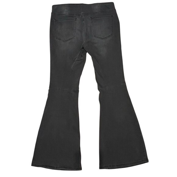 We The Free People Size 31 Flare Jeans Black Stretch Pull On - Picture 3 of 13